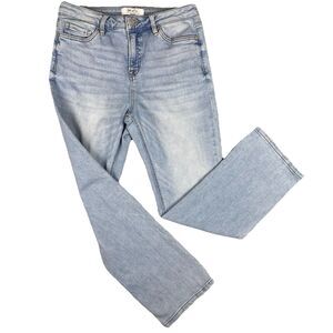 MoCo Boutique Romans 10:9 Light Wash Straight Leg Jeans - Size 9/29